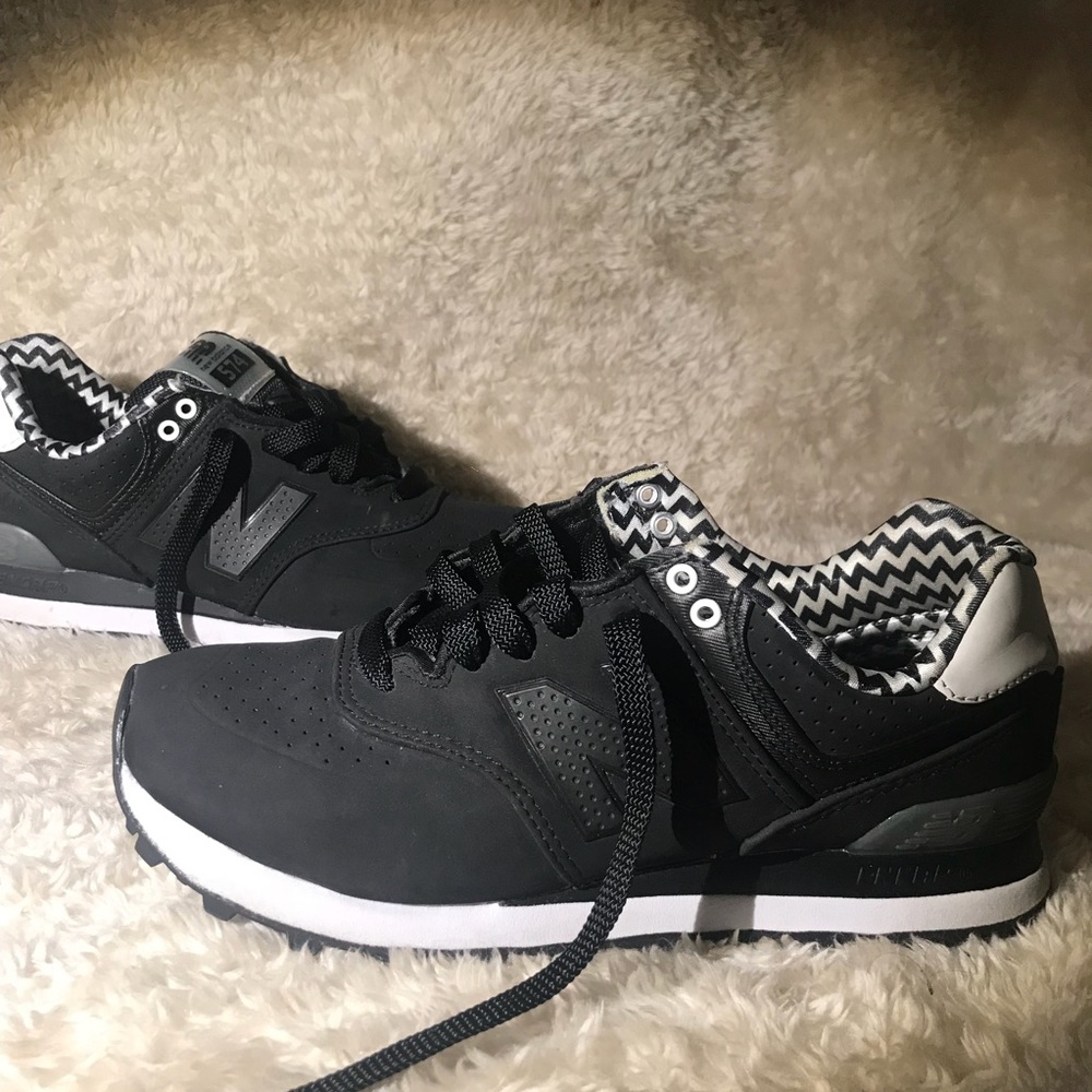 New Balance - Picture 4 of 7